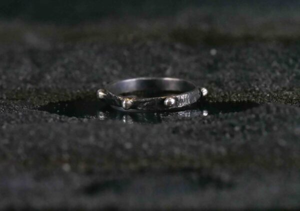 Oxidised silver ring