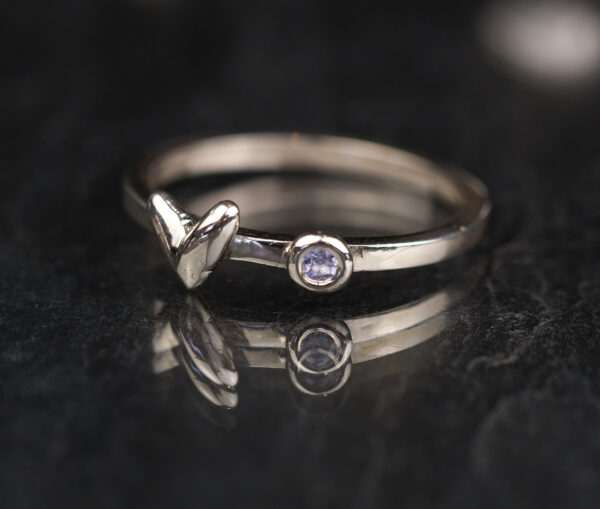 SILVER TANZANITE HEART RING - Image 3